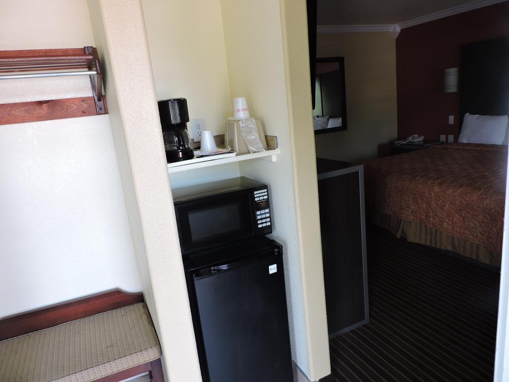 Budget Inn เทมเพิล ภายนอก รูปภาพ